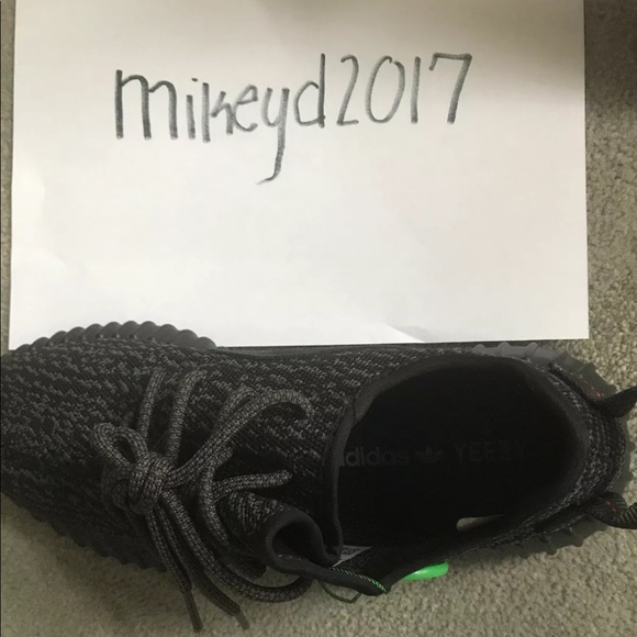 Yeezy Pirate Blacks 2016 Size 10.5 - Picture 5 of 8